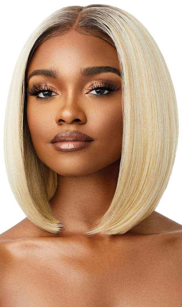 Outre Perfect Hairline HD Transparent 13" x 4" Lace Front Wig Jenisse - Elevate Styles