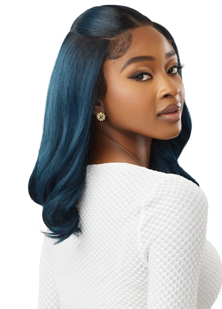 Outre Perfect Hairline 360 Frontal Lace 13"x 6" HD Transparent Lace Front Wig Malibu QLPHLMAL