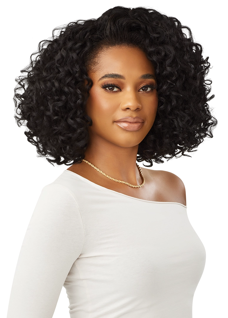 Outre QuickWeave Half Wig Robbie