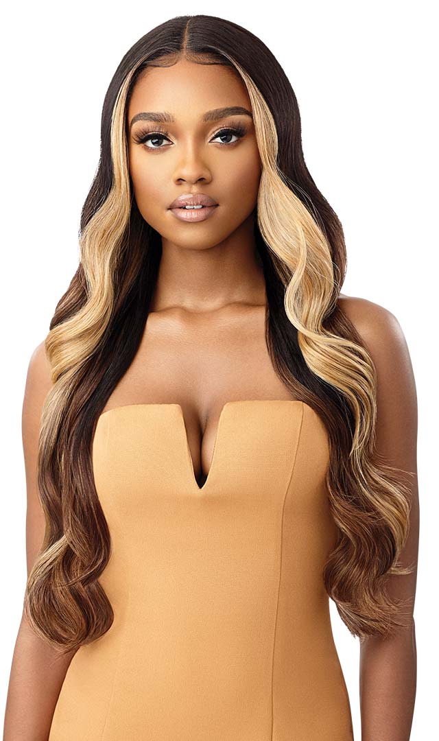 Outre Melted Hairline Collection - Swiss Lace Front Wig Manuella - Elevate Styles