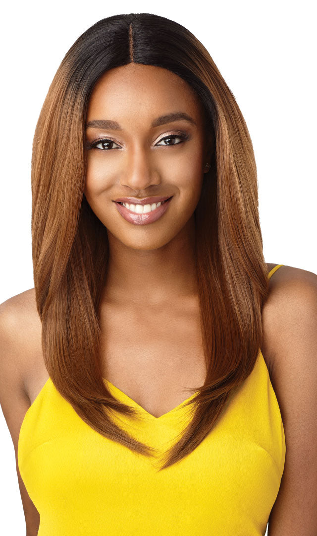 Outre The Daily Wig™ Premium Synthetic Hand-Tied Lace Part Wig Moira - Elevate Styles